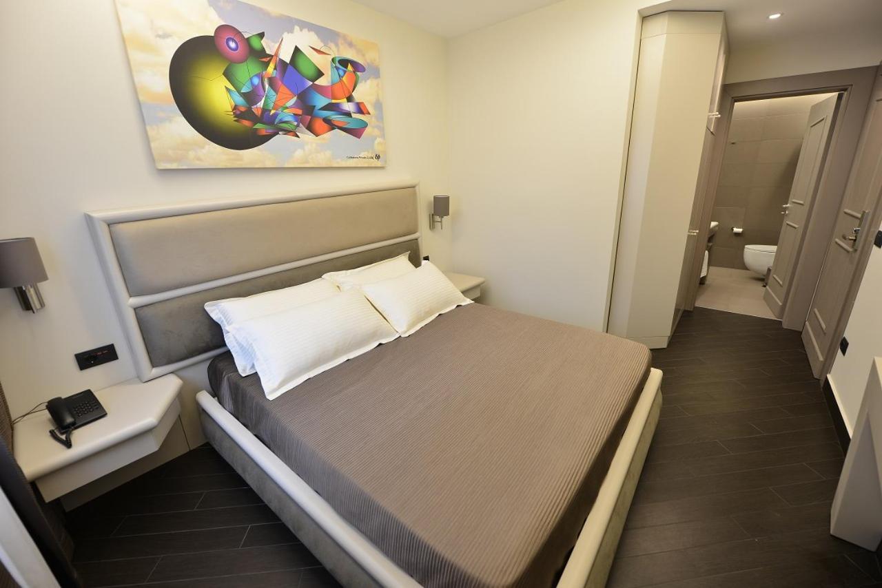 Petit Hotel Elita Shkodër Eksteriør billede