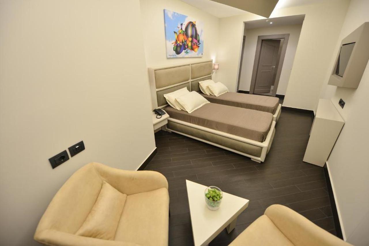 Petit Hotel Elita Shkodër Eksteriør billede