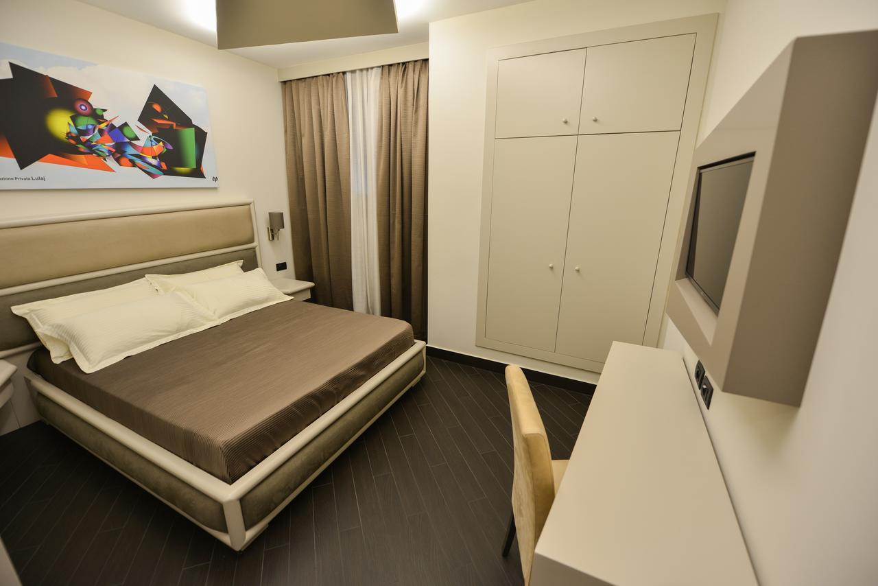 Petit Hotel Elita Shkodër Eksteriør billede