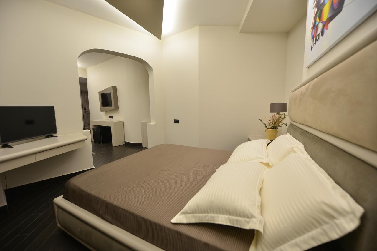Petit Hotel Elita Shkodër Eksteriør billede
